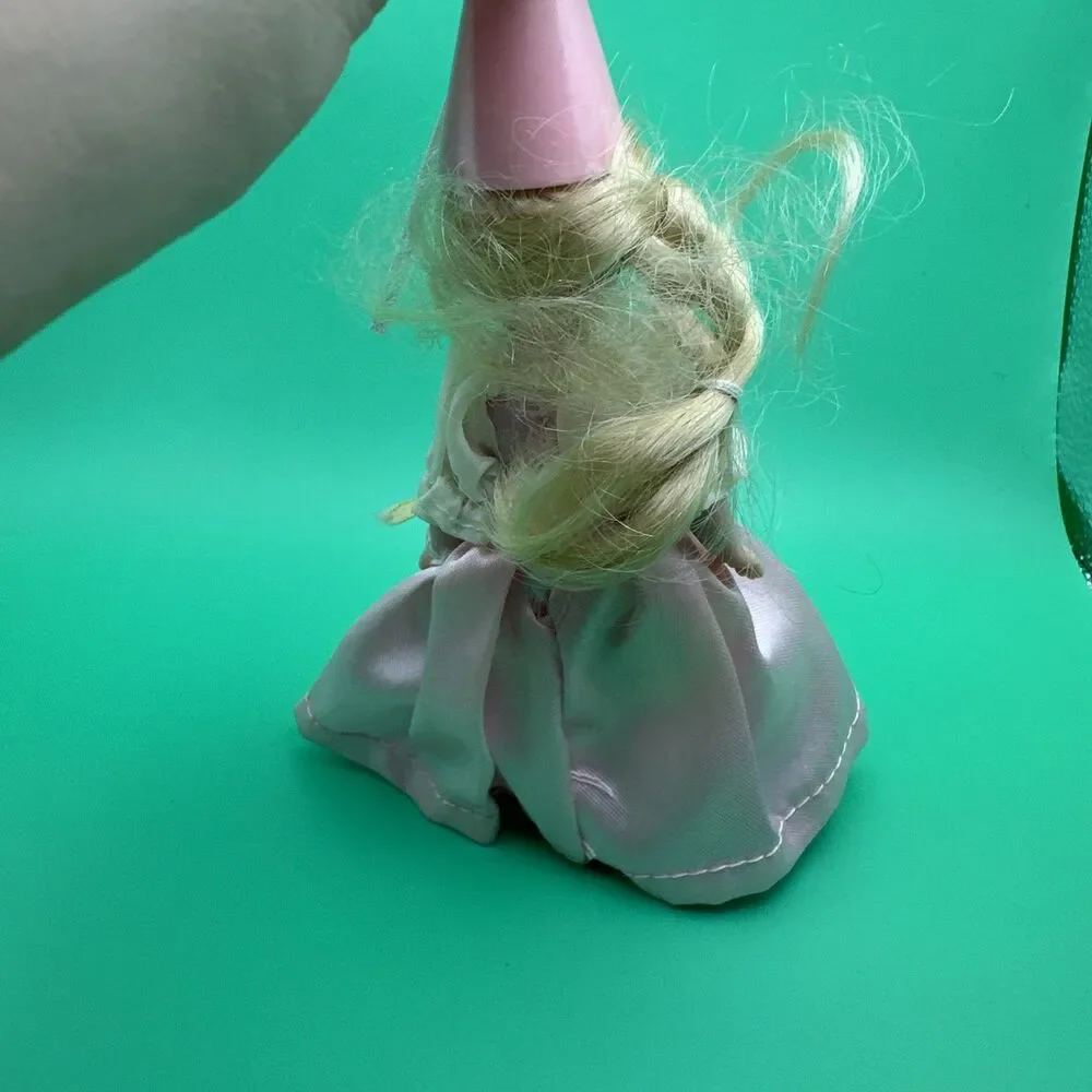vintage madame alexander dolls 5’5, Rapunzel, Glinda, Wizard
